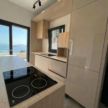 Villa Contessa Di Padre - With Private Pool And Sea View
