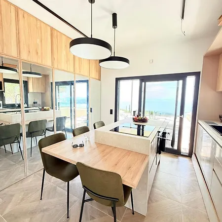 Villa Contessa Di Padre - With Private Pool And Sea View *