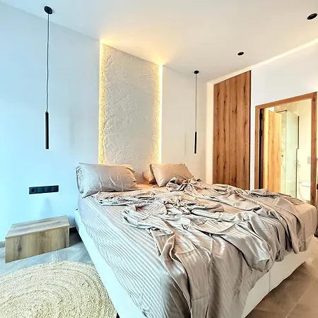 Contessa Di Padre - With Private Pool And Sea View Villa
